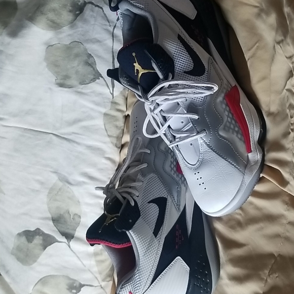 Air Jordan Zoom 9 - Picture 2 of 6